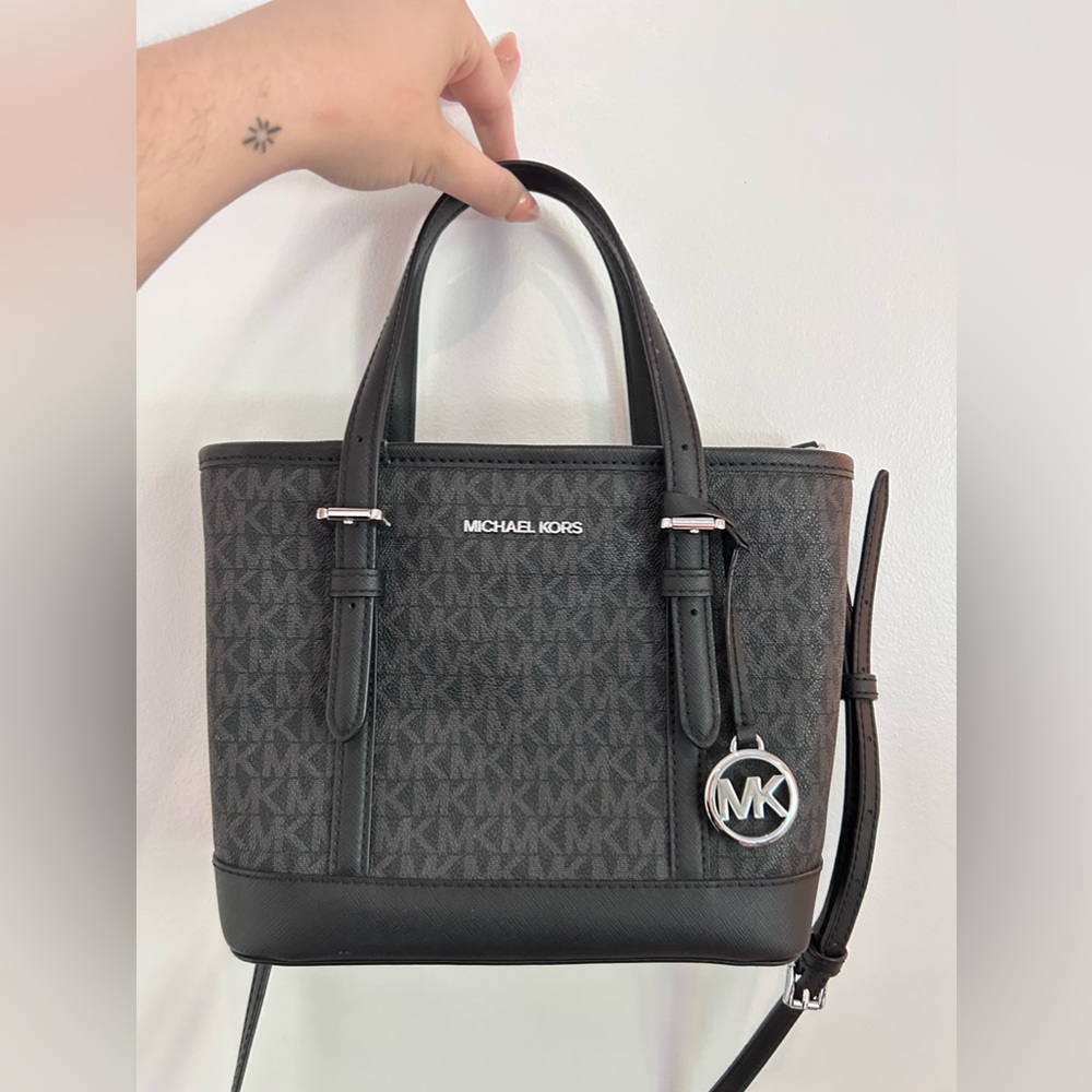 Grey Michael Kors bag